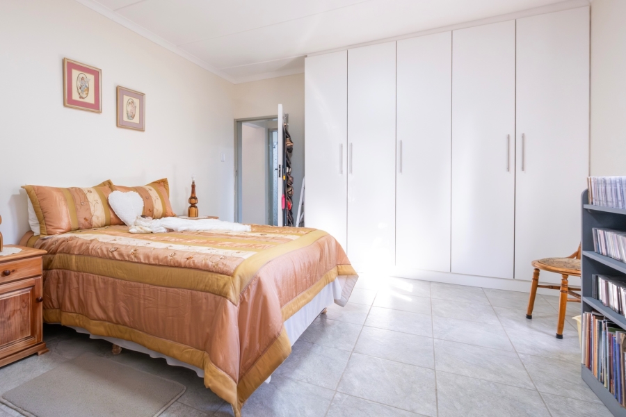 3 Bedroom Property for Sale in Heatherlands Western Cape